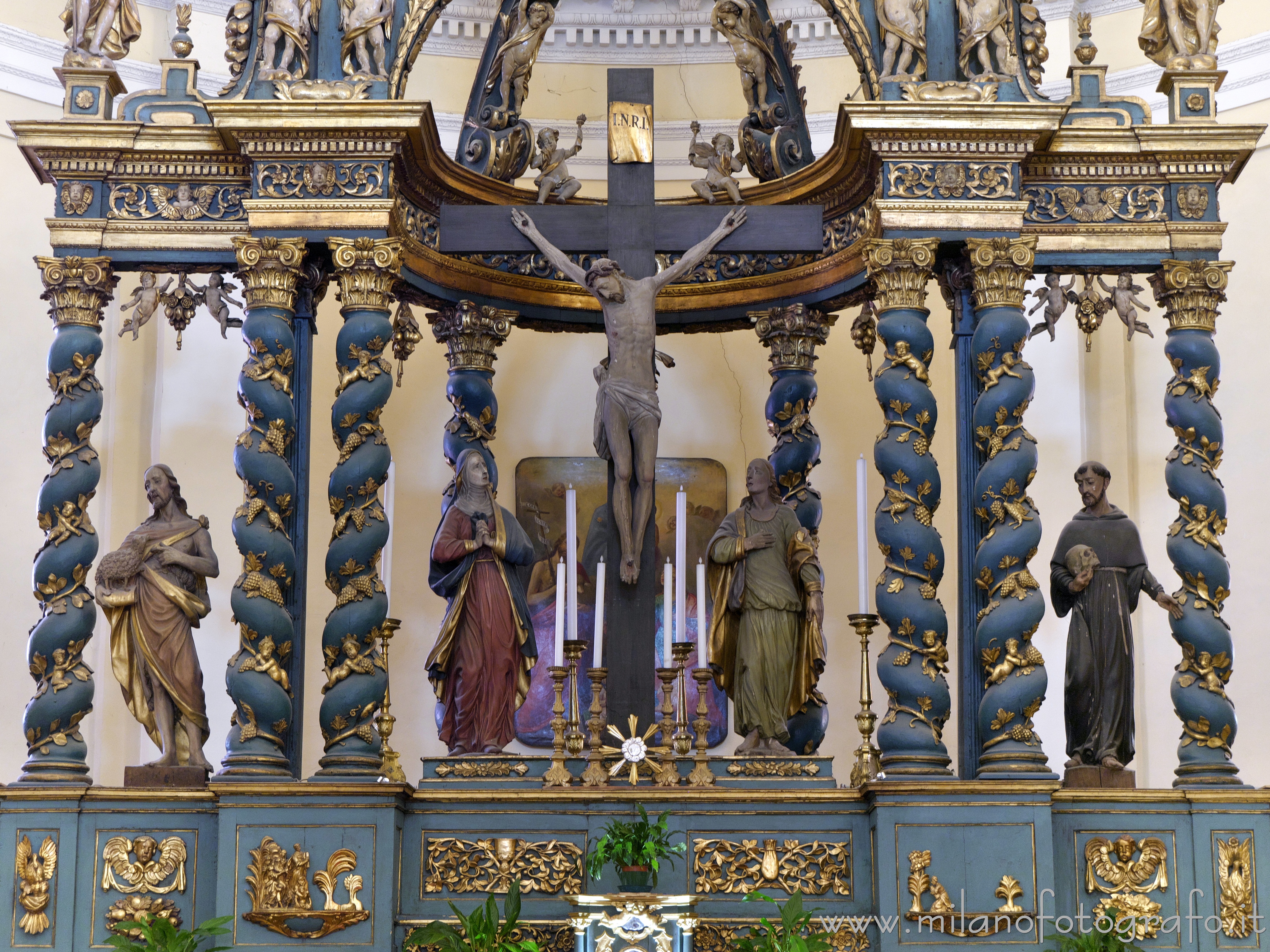 Biella - Parte centrale dell'ancona dell'altare maggiore della Chiesa di San Cassiano - Foto a piena risoluzione